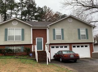 1821 Pebble Lake Dr, Birmingham, AL 35235