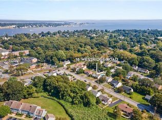 16 Westridge Rd, New London, CT 06320