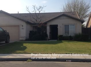 10727 Sunset Ranch Dr, Bakersfield, CA 93311