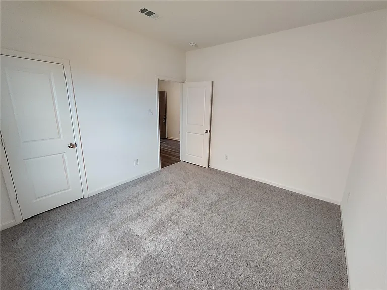 10356 Holycross Ln — Photo 7