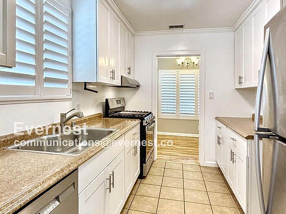 4th image of 10769 Galvin St