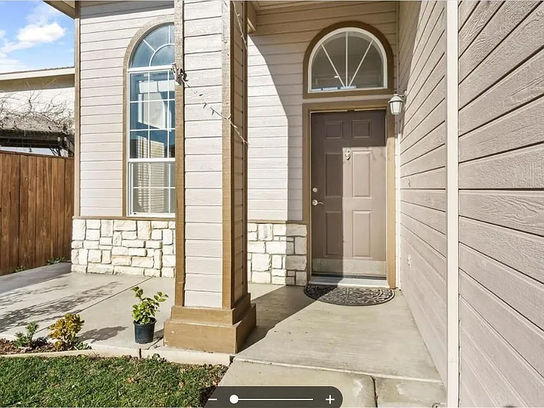 2073 Penny Ln — Photo 34