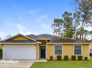 8717 Irongate Dr, Jacksonville, FL 32244