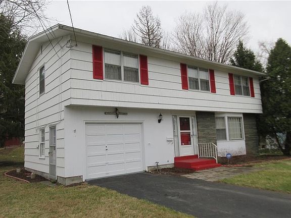 2nd image of 119 Munson Dr