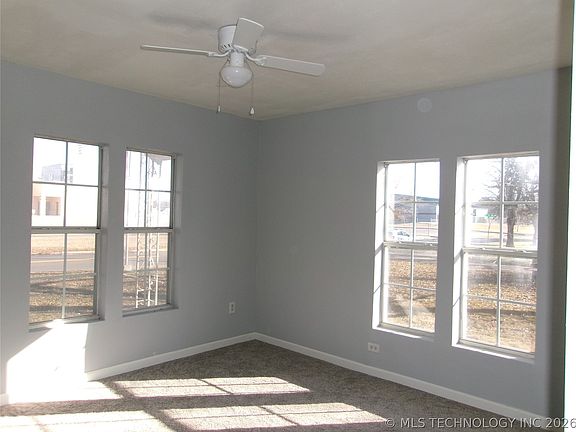 4th image of 1809 Callahan St