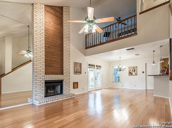 4th image of 13649 Forest Rock Dr