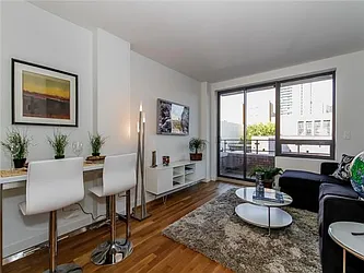Sold by Avenue Sotheby's International Realty