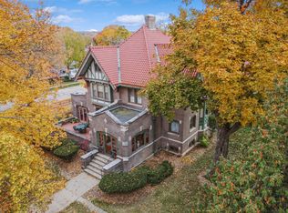 305 Oregon Ave, West Dundee, IL 60118