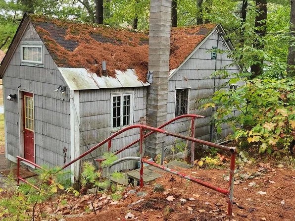 196 Loop Road, Acton, ME 04001