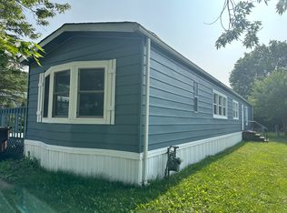 246 Blackthorn Rd, Matteson, IL 60443