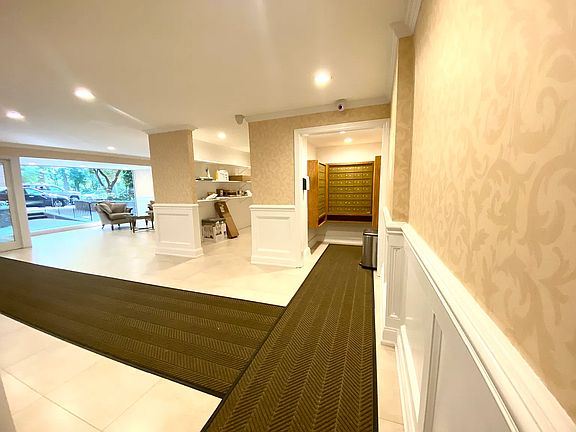 2nd image of 4325 Douglaston Pkwy APT 1C