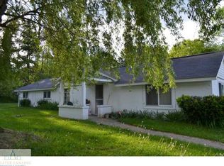 5922 W Plains Rd, Eaton Rapids, MI 48827