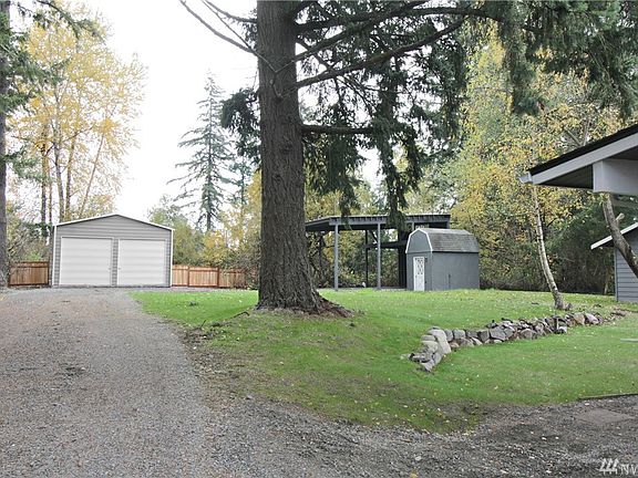 4th image of 11407 40th Ave E