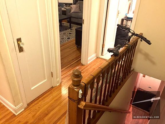 5th image of 3291 46th St #2