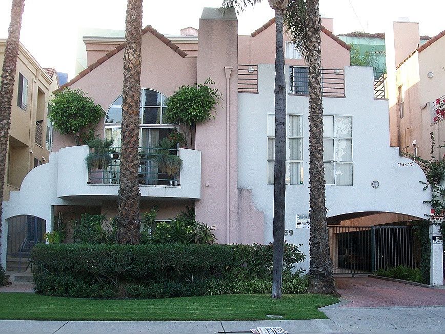 1st image of 639 Huntley Dr APT 01
