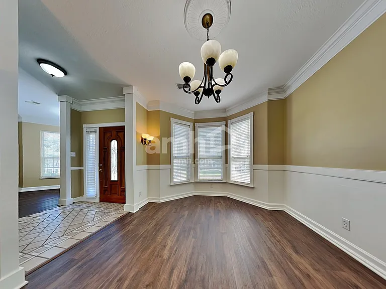 4317 Aylesbury Dr — Photo 8
