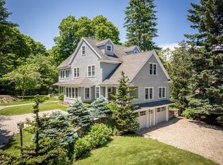 40 Pine St, Manchester, MA 01944