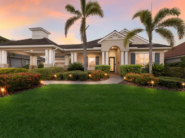 576 Fore Dr, Bradenton, FL 34208