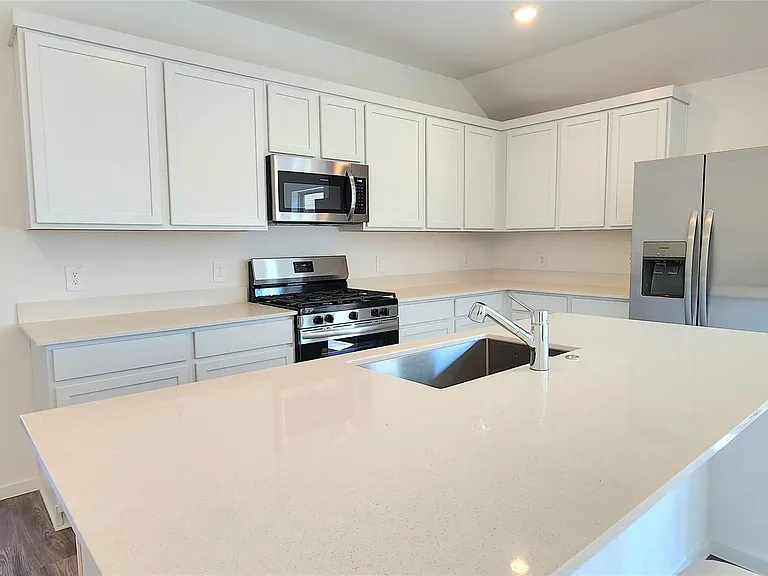 22566 Pagoda Dogwood Br — Photo 5
