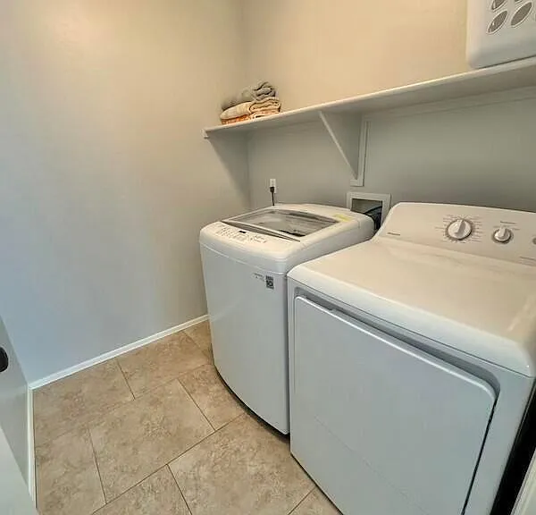 4235 E Betsy Ln — Photo 15