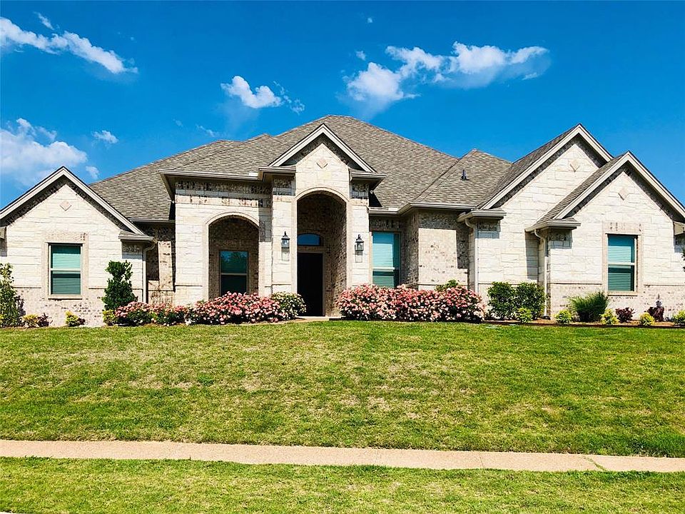 1st image of 1010 Crown Valley Dr