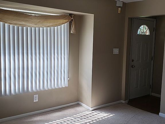 5th image of 22810 Leewright Ave