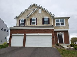 4539 Rishel St, Grove City, OH 43123