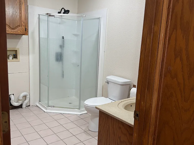 1177 Farm Road 1110 #B — Photo 7