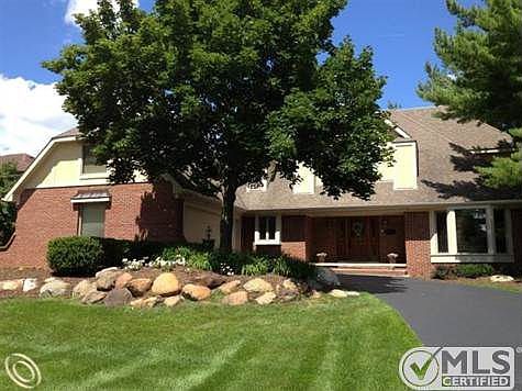 6510 Park Valley Dr-.JPG