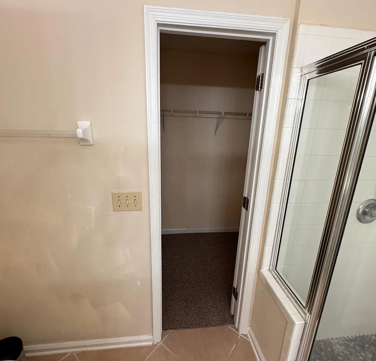 4 bed, 1732 sqft, $2,200 — Photo 1