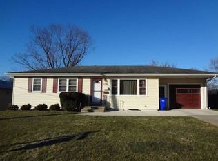 130 Patricia Ln NW, Cedar Rapids, IA 52405