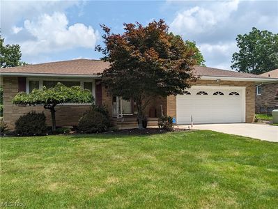 7227 Lakeview Dr, Parma, OH, 44129