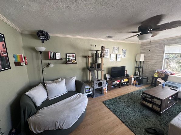 908 SW 7th Ave APT 2