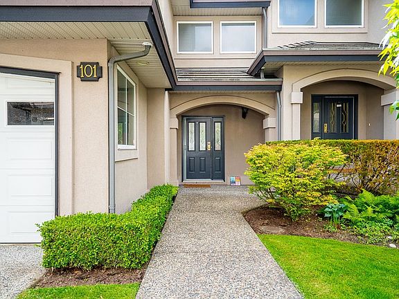 3rd image of 678 Citadel Dr #101