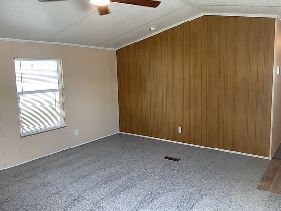 5th image of 818 Bandera St #453