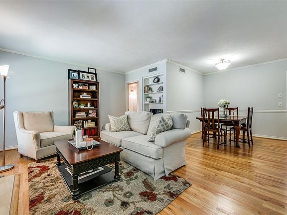 5th image of 7816 Meadow Park Dr