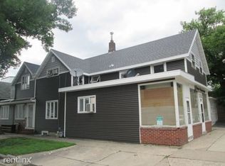 824 University Ave APT 3, Grand Forks, ND 58203