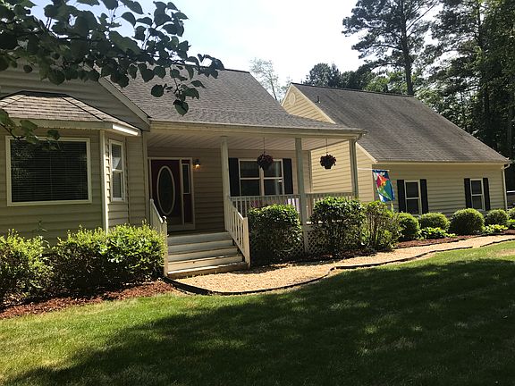 5th image of 220 Woods Cove Ln
