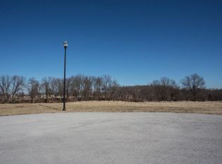 1031 W Cattail Ln, Nixa, MO 65714