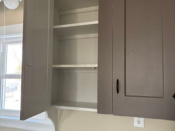 3rd image of 217 Pine St #217P-B