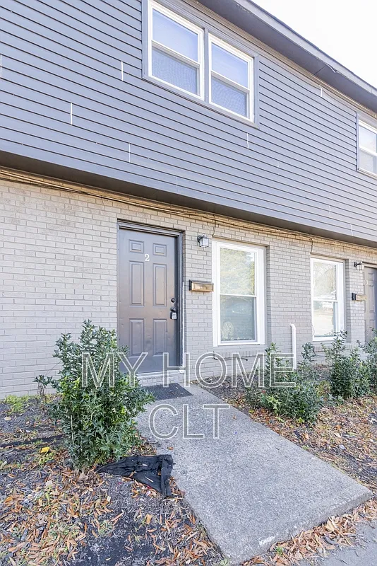 2 bed, 1.5 bath, 954 sqft, $1,250 — Photo 2