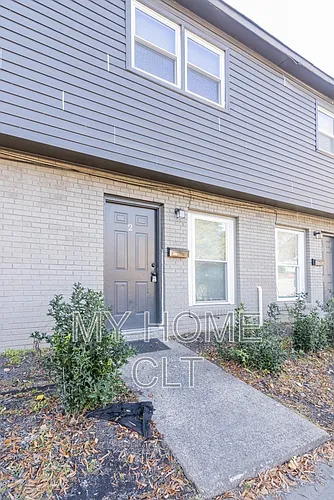 929 Cantwell St Photo 1