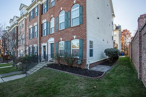20345 Notting Hill Way Photo 1