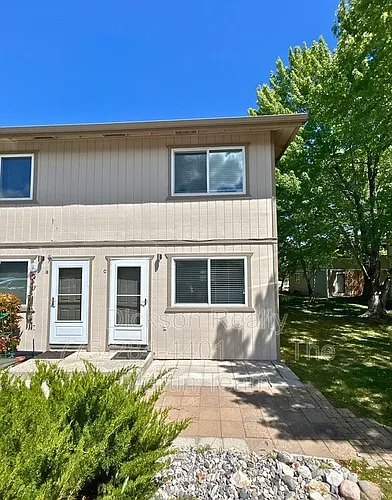 3673 Grant Dr #C Photo 1