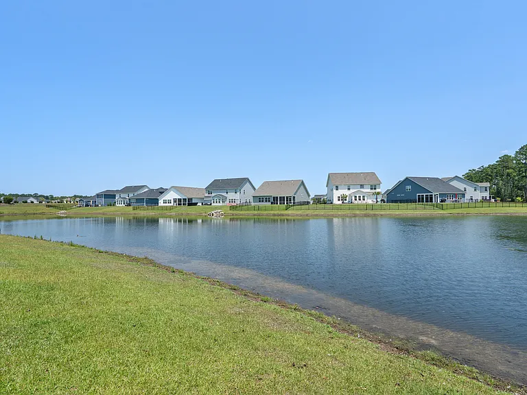 135 Empyrean Cir — Photo 14