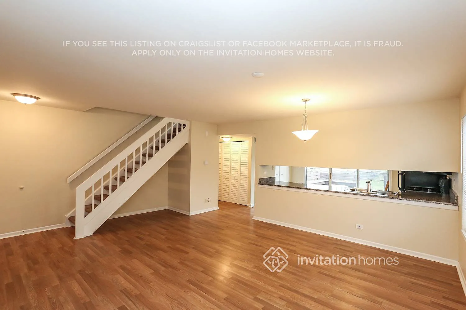 645 Dover Dr Elgin, IL 60120 — Photo 3