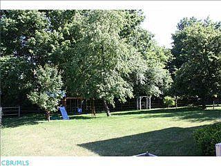 3rd image of 4739 Glanstonbury Dr