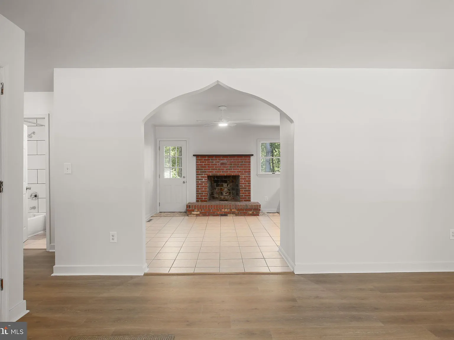 4 bed, 3.0 bath, 3138 sqft, $3,000 — Photo 4