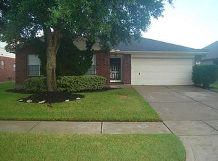 1407 Hunter Ridge Ct, Fresno, TX 77545