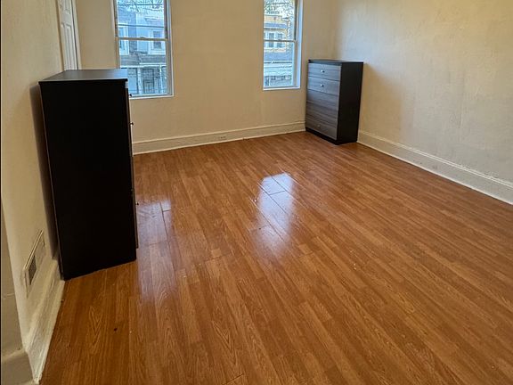3rd image of 269 E Sharpnack St
